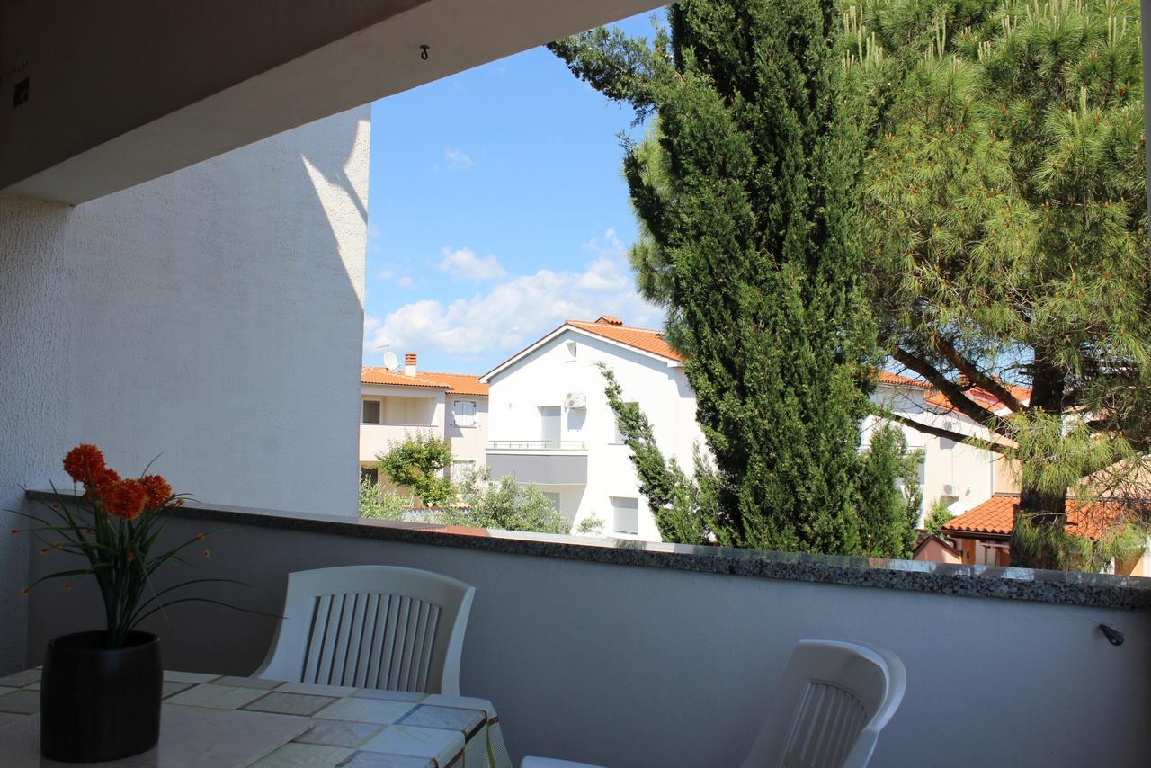 Apartment Maja Stinjan Luaran gambar