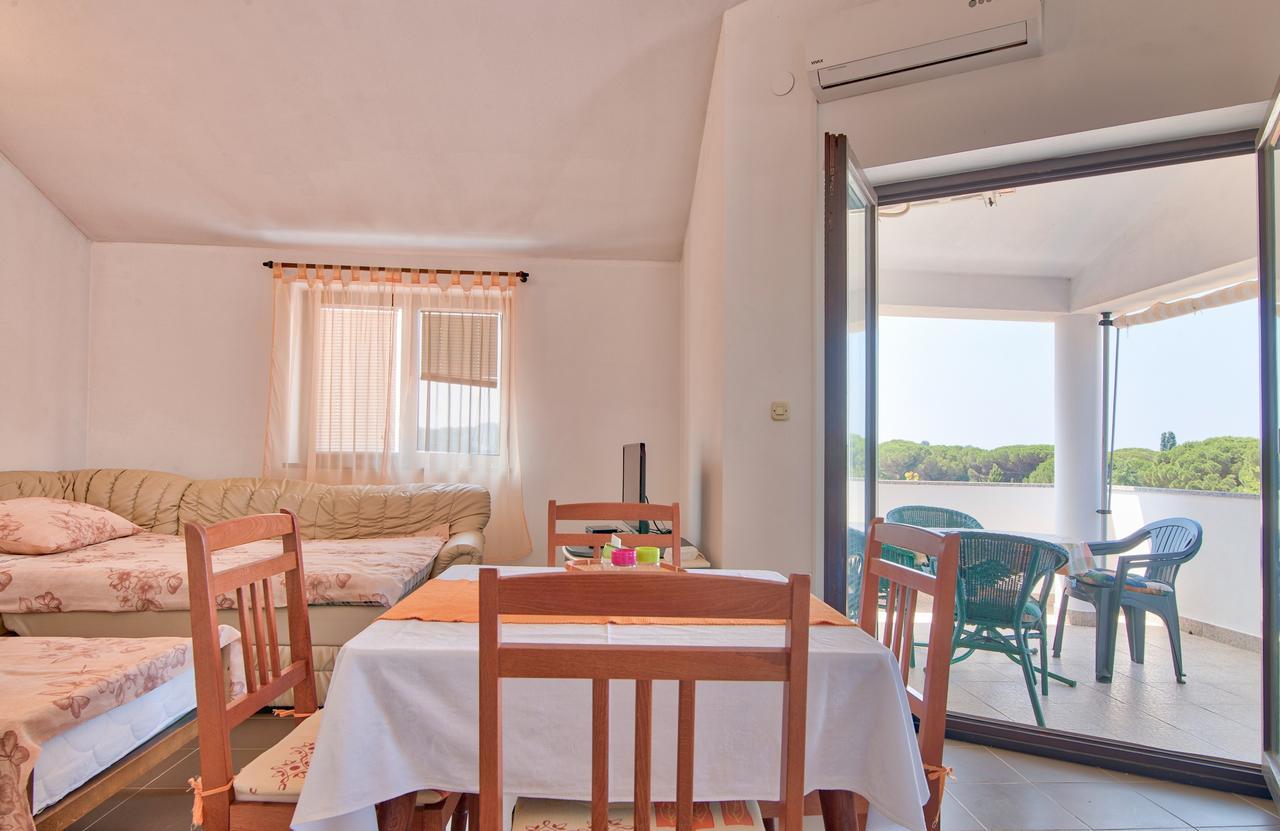 Apartment Maja Stinjan Luaran gambar