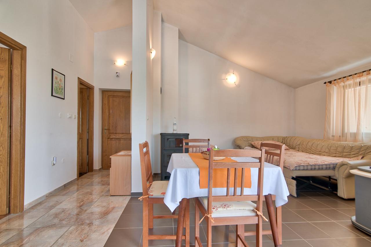 Apartment Maja Stinjan Luaran gambar
