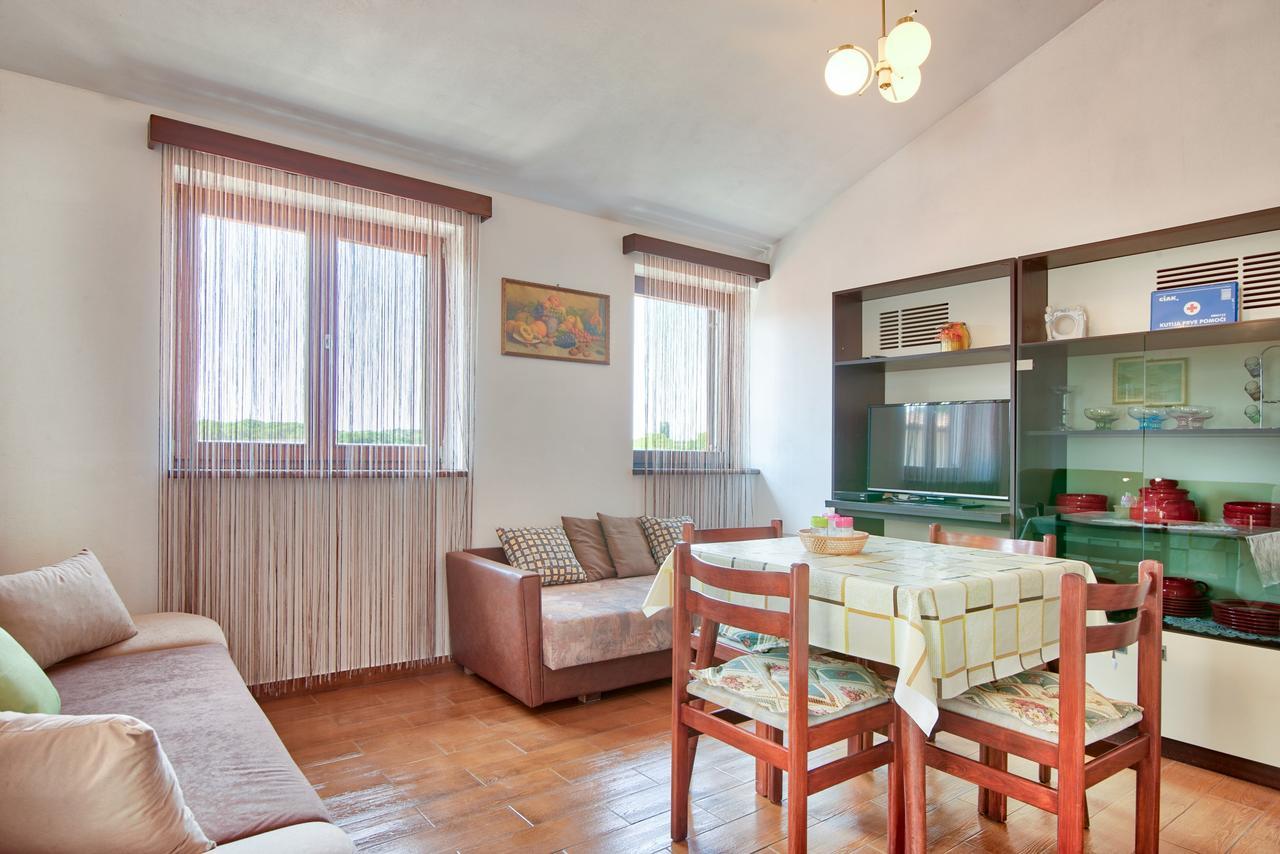 Apartment Maja Stinjan Luaran gambar