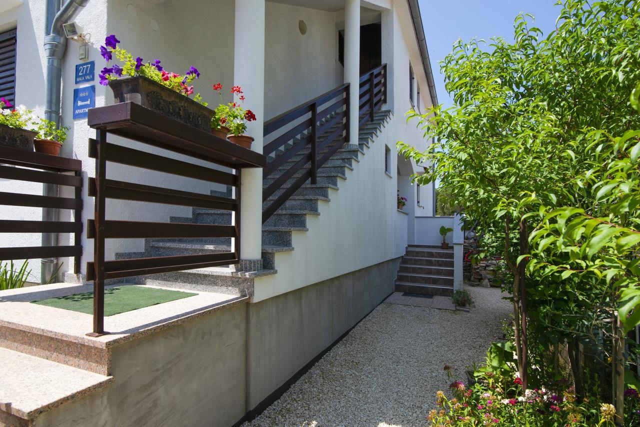 Apartment Maja Stinjan Luaran gambar