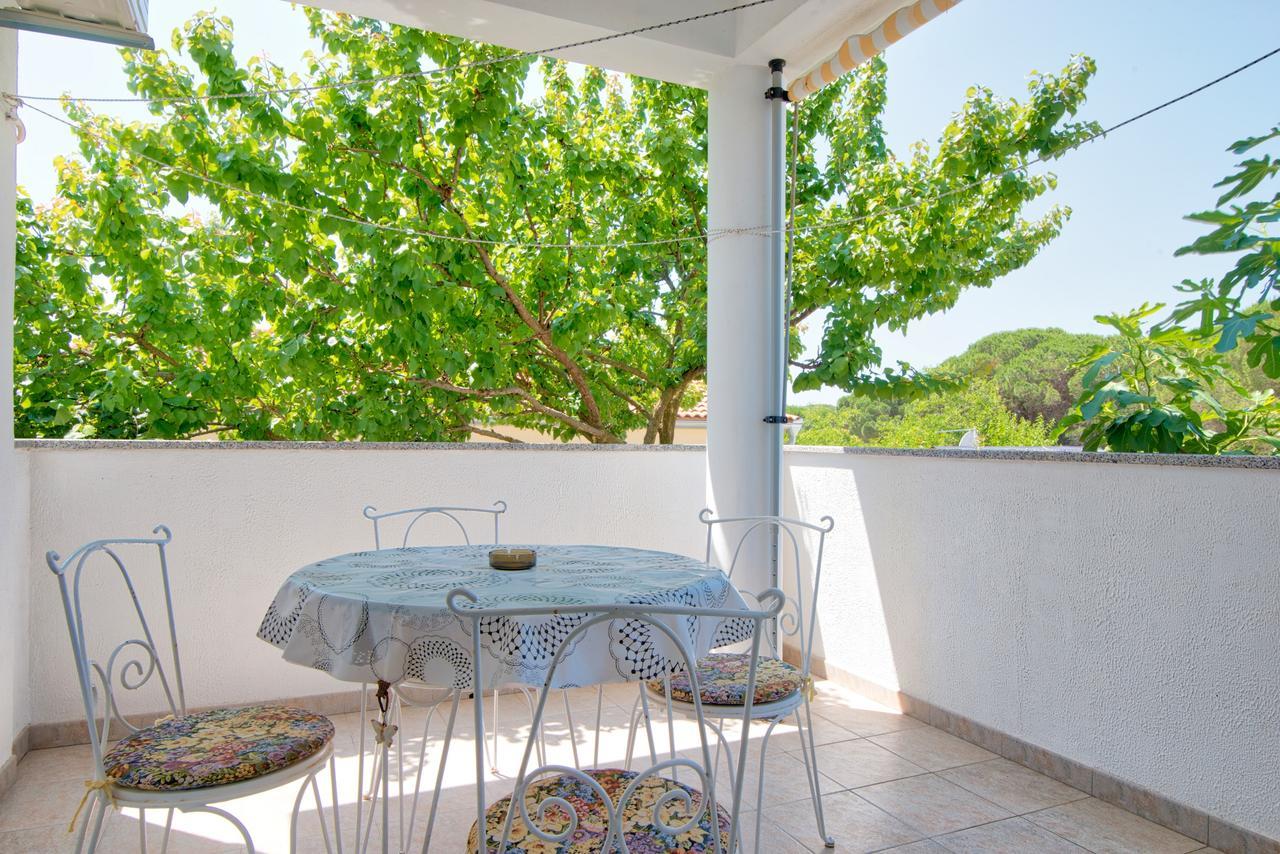 Apartment Maja Stinjan Luaran gambar