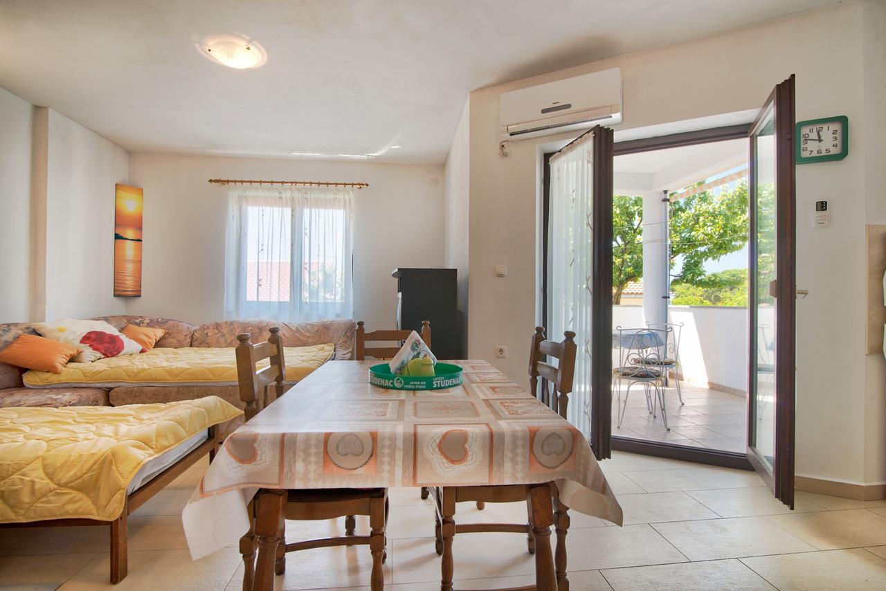 Apartment Maja Stinjan Luaran gambar